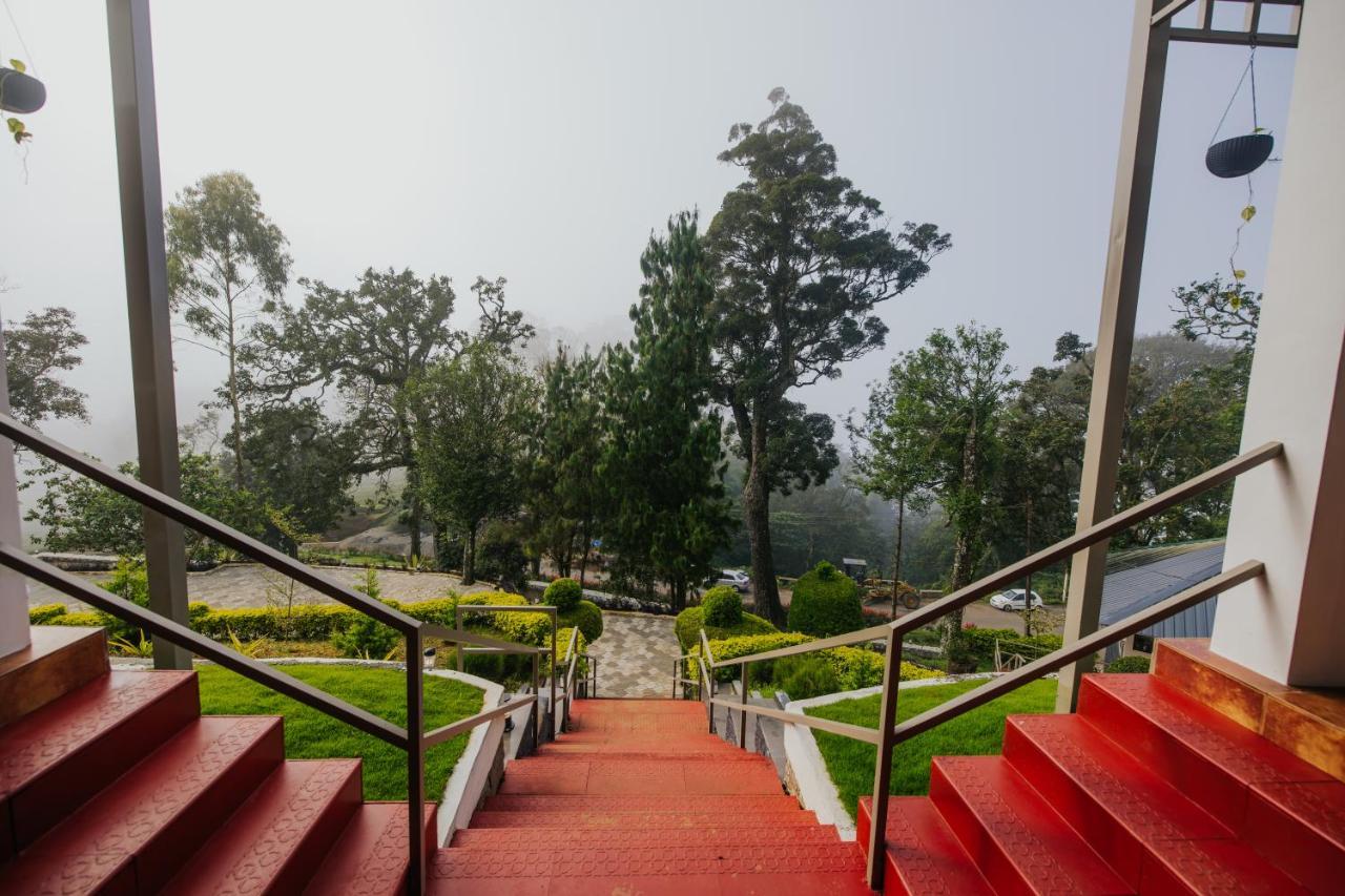 Misty Courtyard Resort Chinnakanal Exteriér fotografie