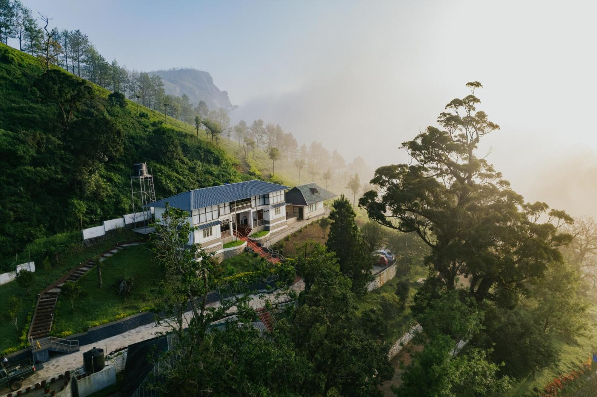 Misty Courtyard Resort Chinnakanal Exteriér fotografie